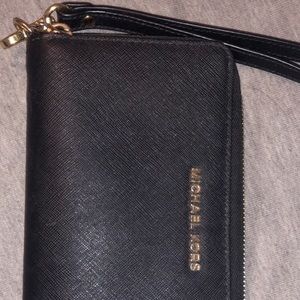 Michael Kors Bags - MK Wallet Black with Gold Zipper Michael Kors Bags - MK Wallet Black with Gold Zipper